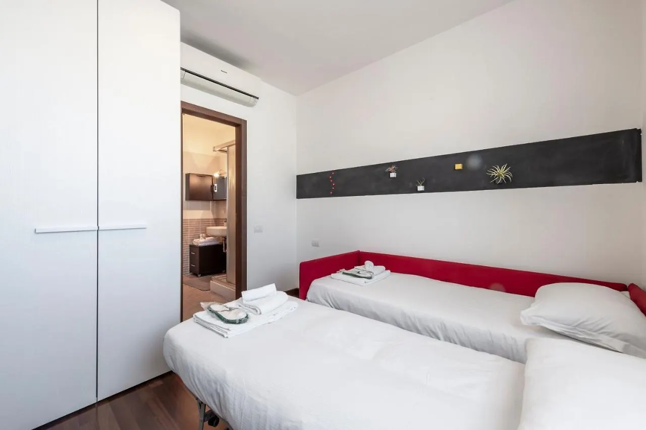 Celio, 11 - Appartamento Con Terrazzo Milan