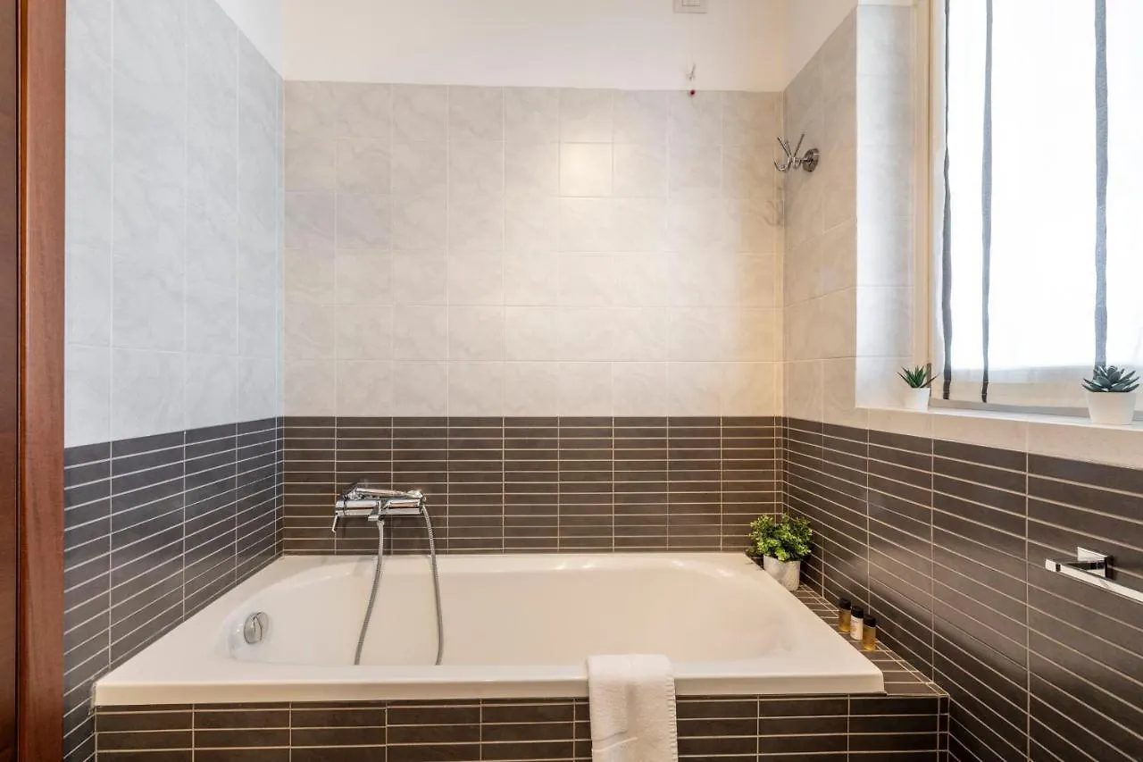 Apartment Celio, 11 - Appartamento Con Terrazzo Milan