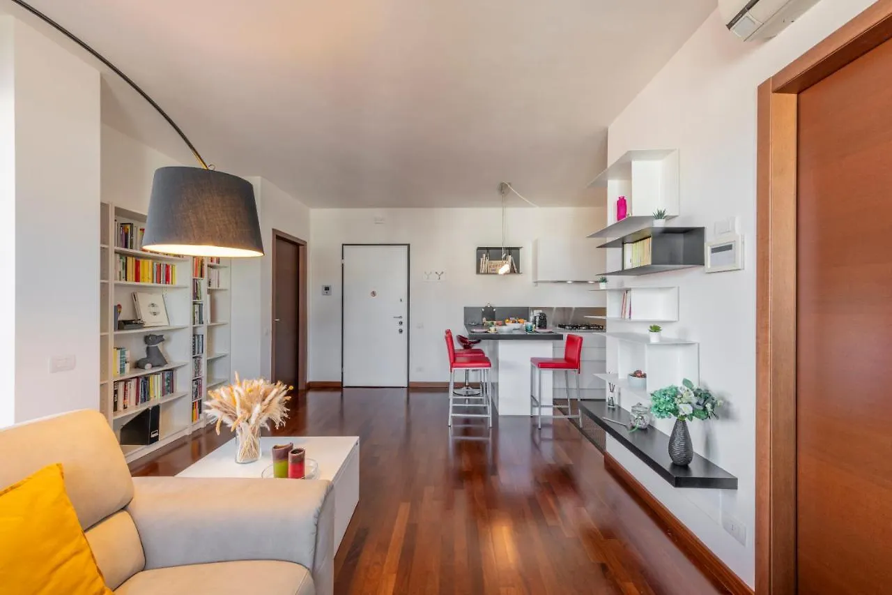 Apartment Celio, 11 - Appartamento Con Terrazzo Milan